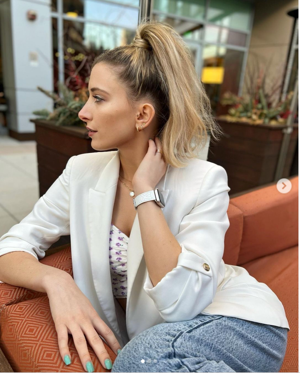 Bianca Sylviab wearing Chalonne